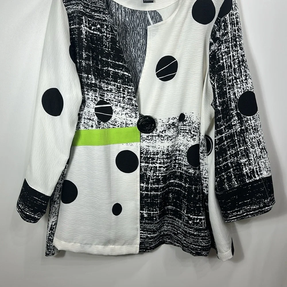 Ali Miles Black & White Abstract Polka Dot Contrast Jacket with Lime Accent - Picture 3 of 10